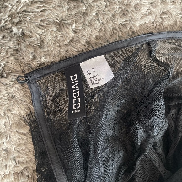 Divided Lace Top - Picture 3 of 3